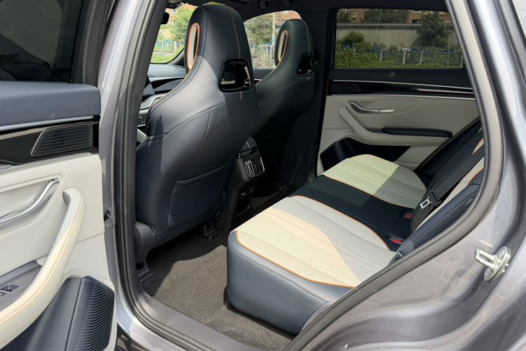 Used BYD Song PLUS New Energy 2023 Champion Edition DM-i 110KM Flagship PLUS Interior 4