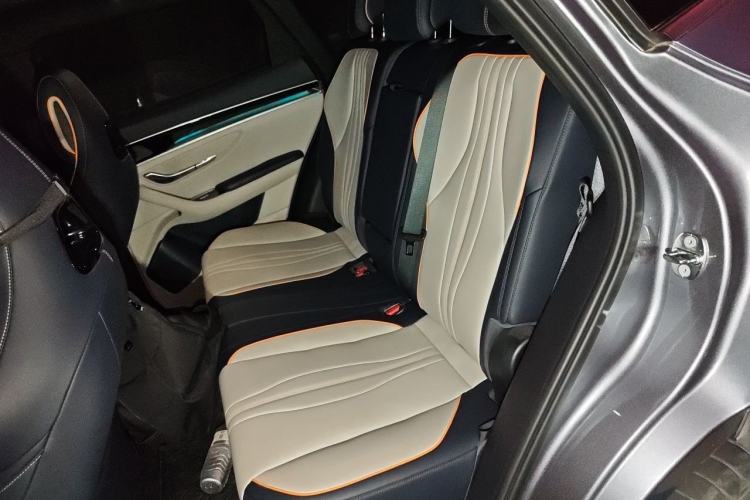 Used BYD Song PLUS New Energy 2023 Champion Edition DM-i 110KM Flagship Model Interior 4
