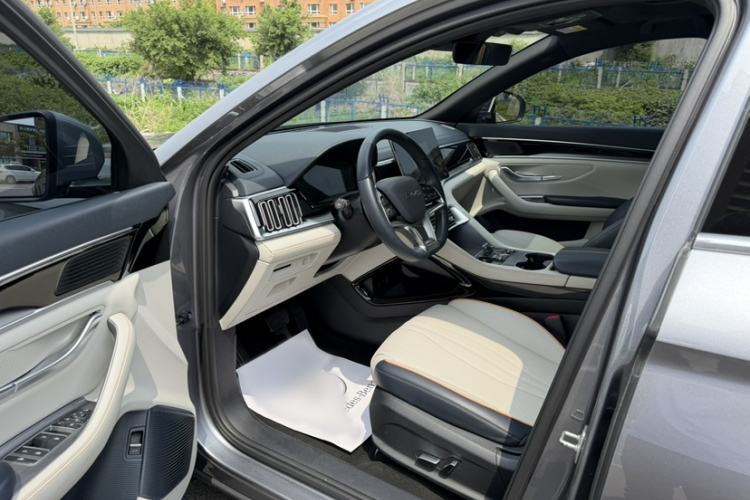 Used BYD Song PLUS New Energy 2023 Champion Edition DM-i 110KM Flagship PLUS Interior 5