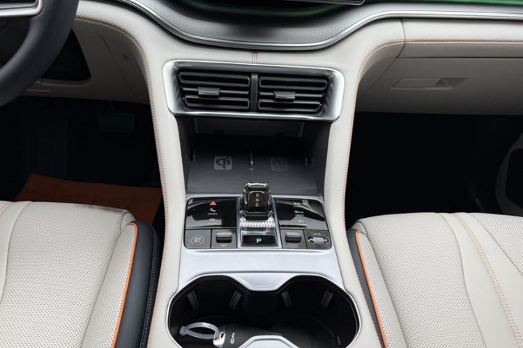 Used BYD Song PLUS New Energy 2023 Champion Edition DM-i 150KM Flagship PLUS Interior 6