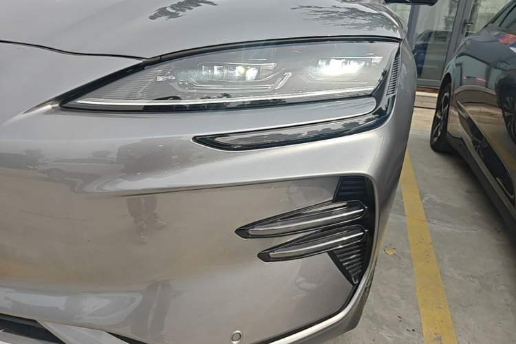 Used BYD Song PLUS New Energy 2023 Champion Edition EV 520KM Prestige Model Left Front Headlight