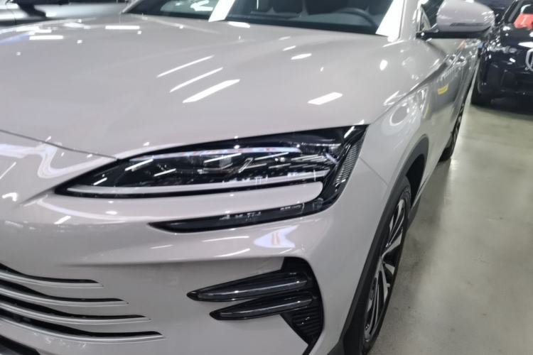 Used BYD Song PLUS New Energy 2023 Champion Edition DM-i 110KM Flagship PLUS Left Front Headlight