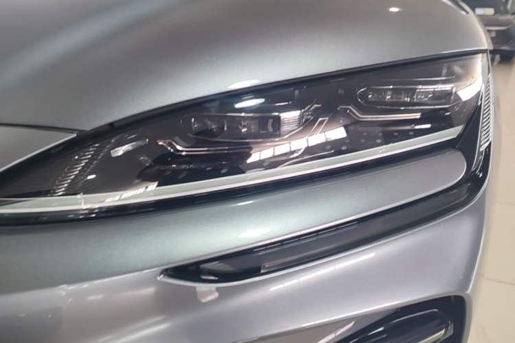 Used BYD Song PLUS New Energy 2023 Champion Edition DM-i 110KM Flagship PLUS Left Front Headlight