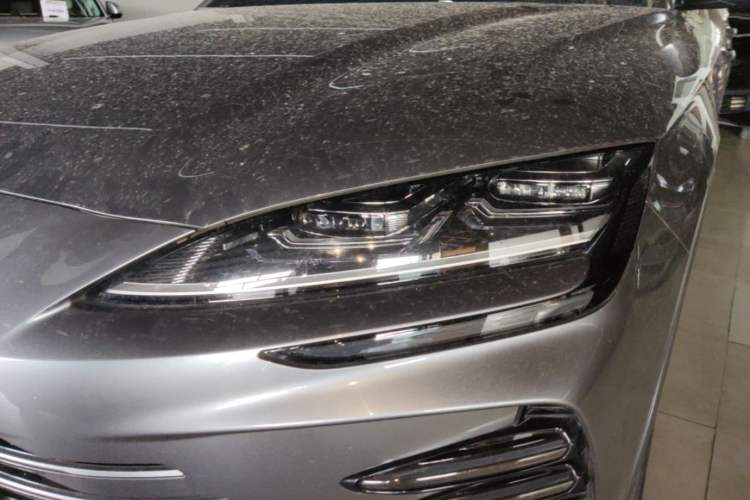 Used BYD Song PLUS New Energy 2023 Champion Edition DM-i 110KM Flagship Model Left Front Headlight