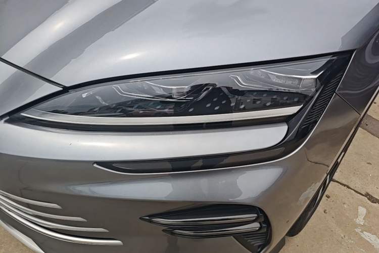 Used BYD Song PLUS New Energy 2023 Champion Edition DM-i 110KM Flagship PLUS Left Front Headlight