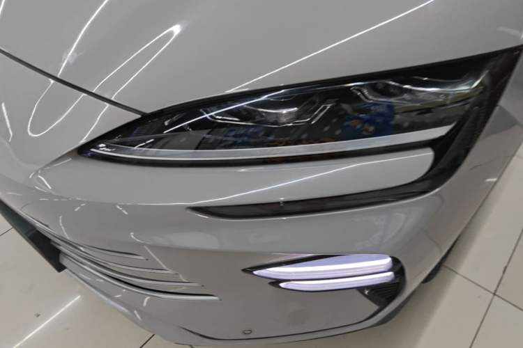 Used BYD Song PLUS New Energy 2023 Champion Edition DM-i 150KM Flagship PLUS Left Front Headlight