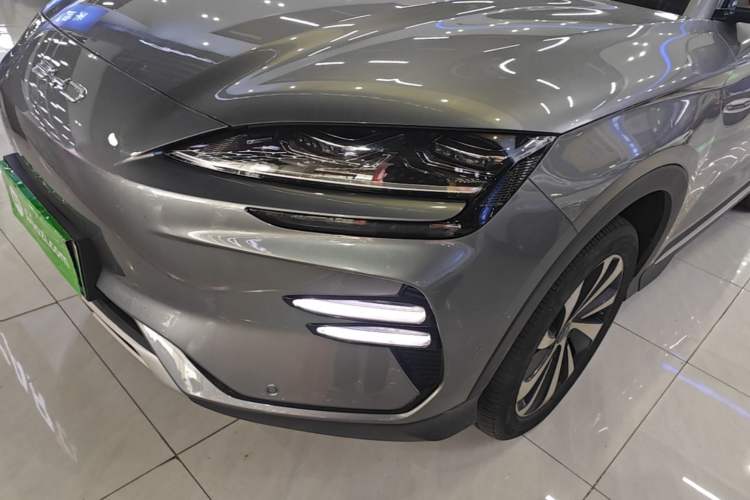 Used BYD Song PLUS New Energy 2023 Champion Edition EV 520KM Luxury Model Left Front Headlight