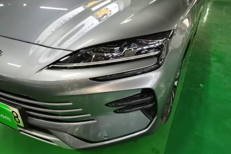 Used BYD Song PLUS New Energy 2023 Champion Edition DM-i 110KM Flagship PLUS Left Front Headlight