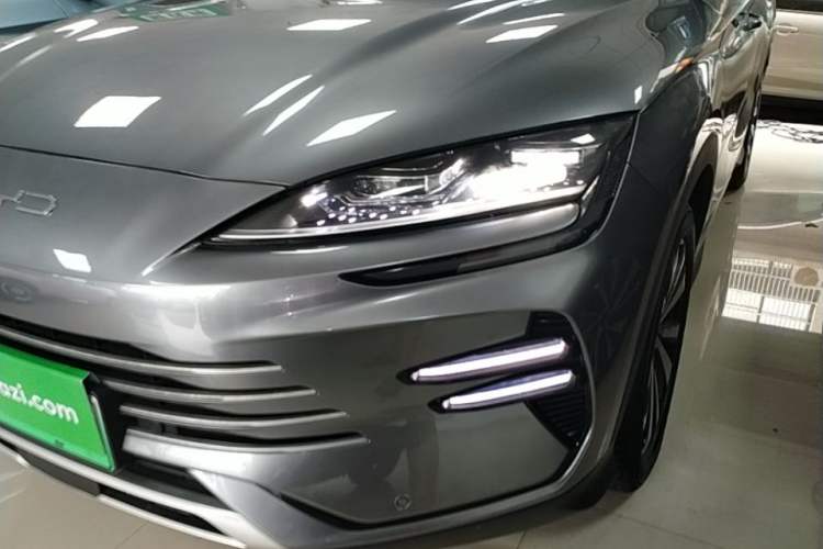 Used BYD Song PLUS New Energy 2023 Champion Edition DM-i 110KM Flagship PLUS Left Front Headlight