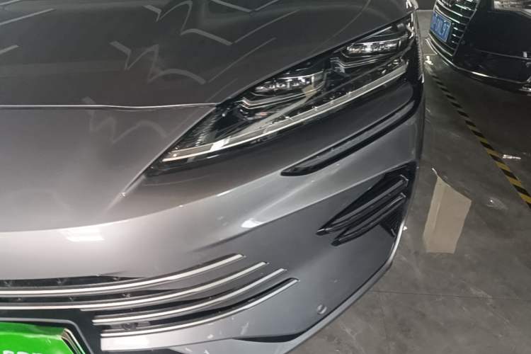 Used BYD Song PLUS New Energy 2023 Champion Edition DM-i 110KM Flagship Model Left Front Headlight