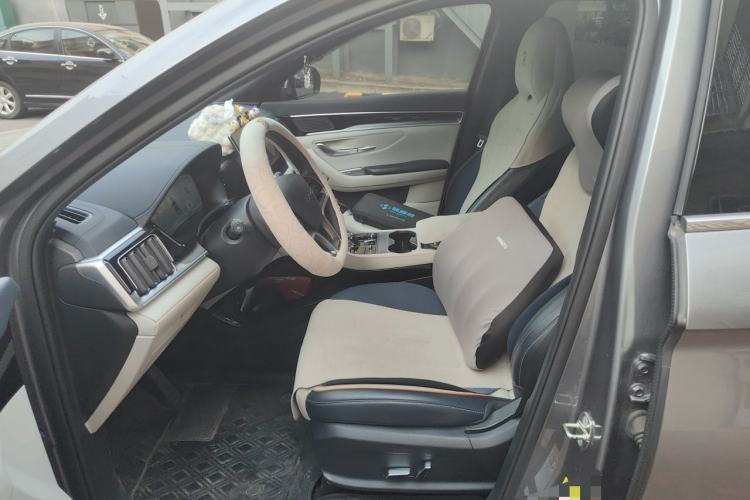 Used BYD Song PLUS New Energy 2023 Champion Edition DM-i 150KM Flagship PLUS Left Front Seat