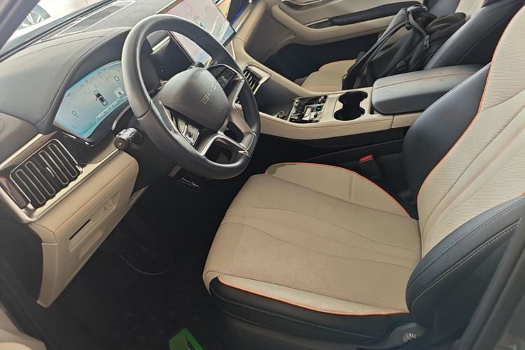 Used BYD Song PLUS New Energy 2023 Champion Edition DM-i 110KM Flagship PLUS Left Front Seat