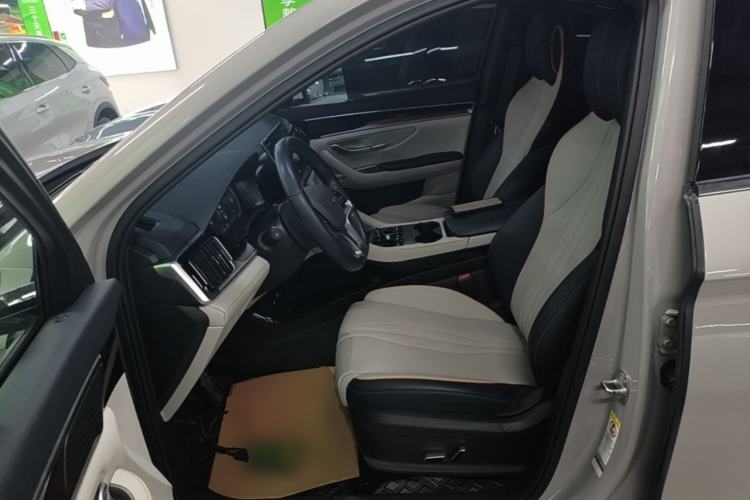 Used BYD Song PLUS New Energy 2023 Champion Edition DM-i 110KM Flagship PLUS Left Front Seat