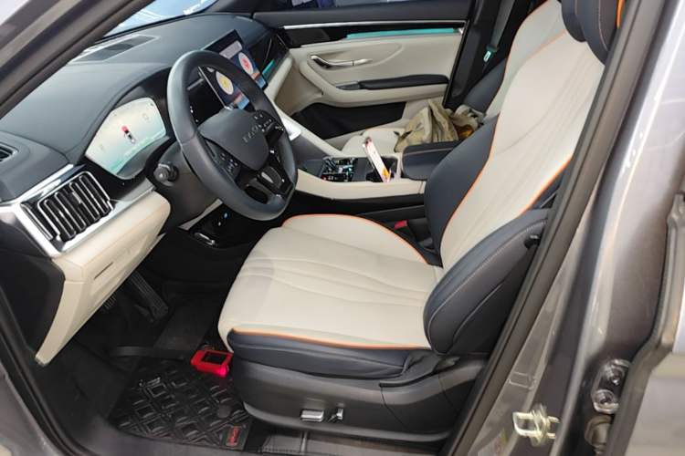 Used BYD Song PLUS New Energy 2023 Champion Edition DM-i 110KM Flagship Model Left Front Seat