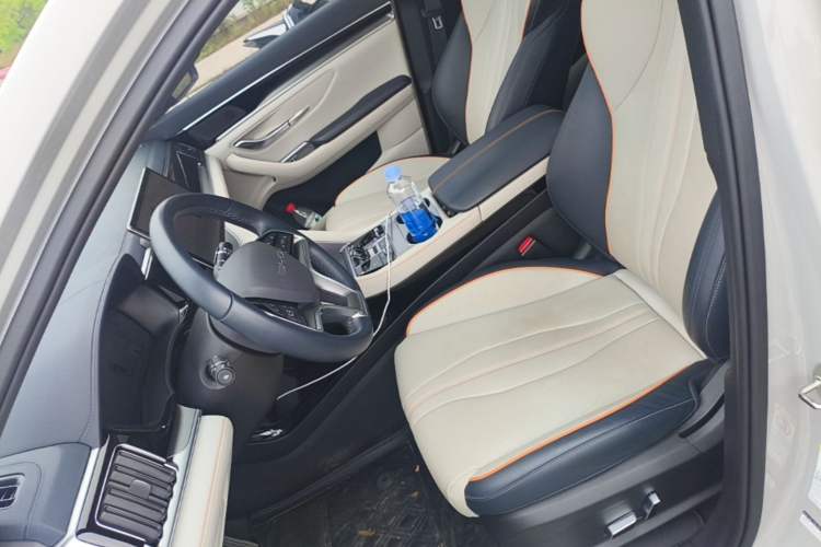 Used BYD Song PLUS New Energy 2023 Champion Edition DM-i 150KM Flagship PLUS Left Front Seat