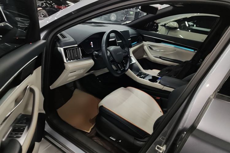 Used BYD Song PLUS New Energy 2023 Champion Edition DM-i 110KM Flagship Model Left Front Seat