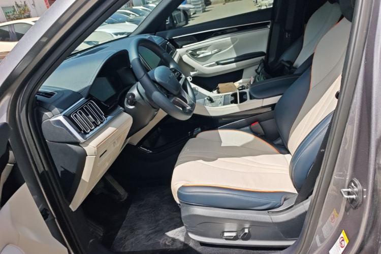 Used BYD Song PLUS New Energy 2023 Champion Edition DM-i 150KM Flagship PLUS Left Front Seat