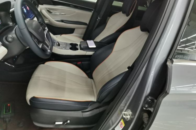 Used BYD Song PLUS New Energy 2023 Champion Edition DM-i 110KM Flagship PLUS Left Front Seat