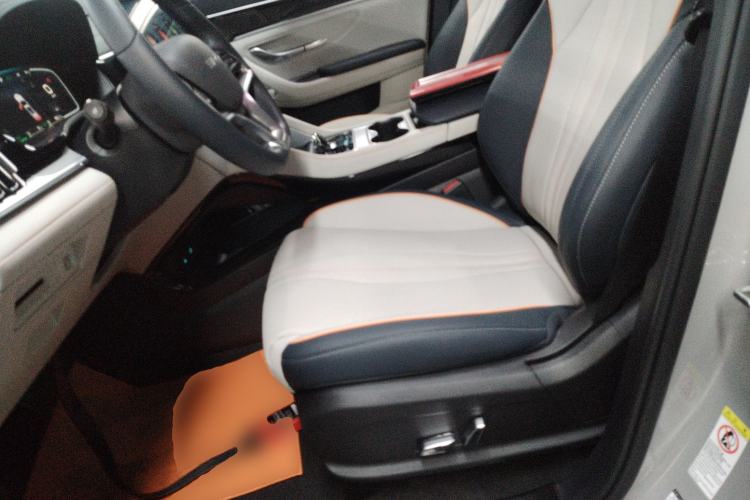 Used BYD Song PLUS New Energy 2023 Champion Edition DM-i 150KM Flagship PLUS Left Front Seat
