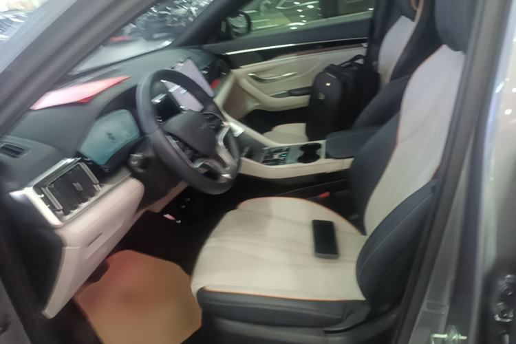 Used BYD Song PLUS New Energy 2023 Champion Edition DM-i 110KM Flagship PLUS Left Front Seat