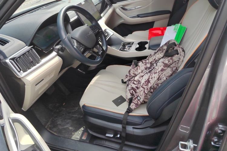 Used BYD Song PLUS New Energy 2023 Champion Edition DM-i 110KM Flagship Model Left Front Seat