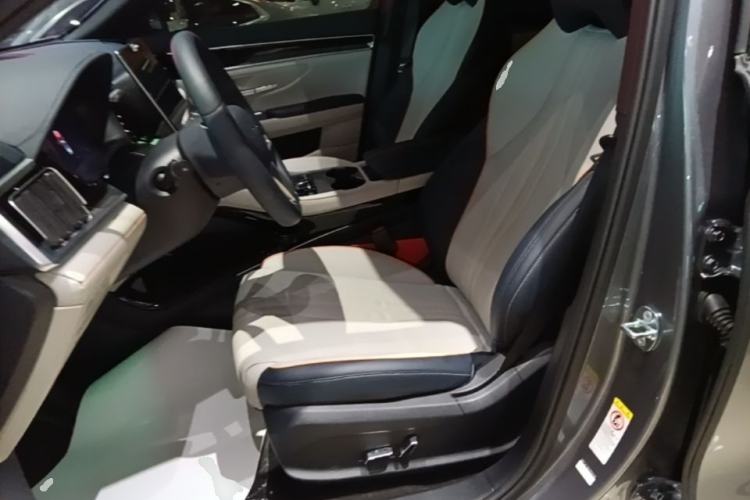 Used BYD Song PLUS New Energy 2023 Champion Edition DM-i 110KM Flagship PLUS Left Front Seat