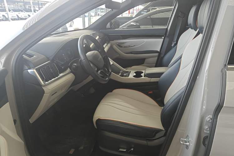 Used BYD Song PLUS New Energy 2023 Champion Edition DM-i 110KM Flagship Model Left Front Seat