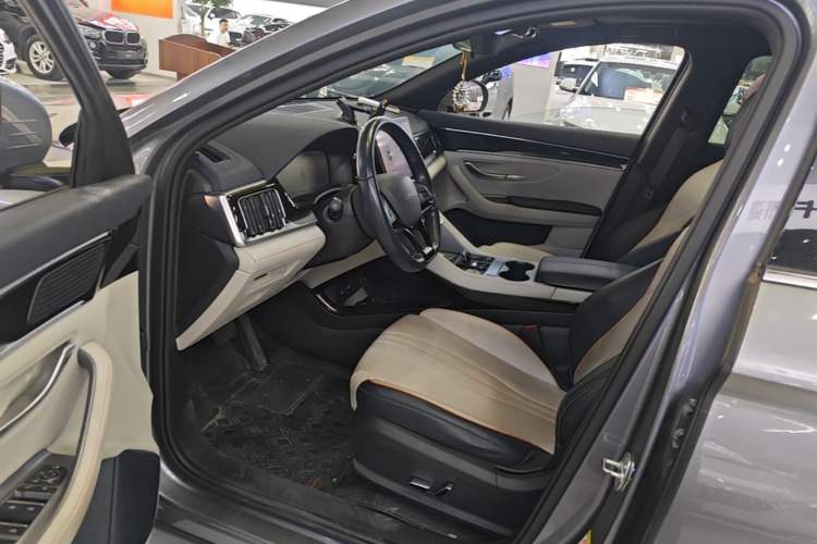 Used BYD Song PLUS New Energy 2023 Champion Edition EV 520KM Luxury Model Left Front Seat
