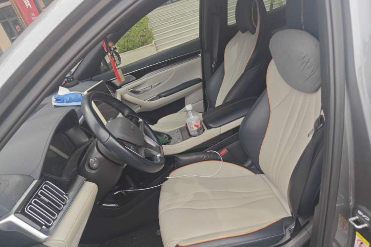 Used BYD Song PLUS New Energy 2023 Champion Edition DM-i 150KM Flagship PLUS Left Front Seat