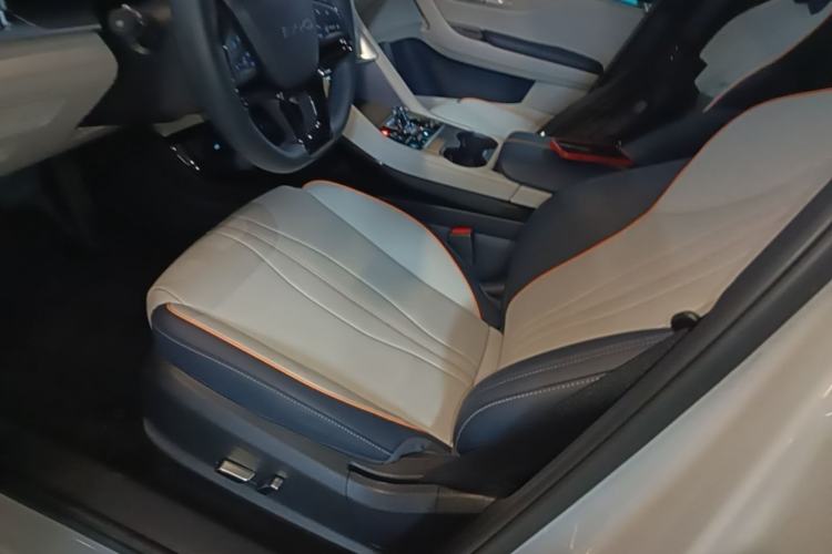 Used BYD Song PLUS New Energy 2023 Champion Edition DM-i 110KM Flagship Model Left Front Seat