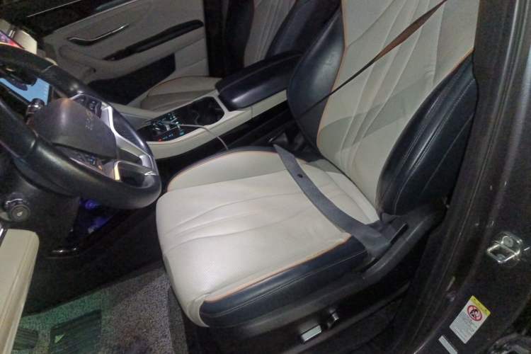 Used BYD Song PLUS New Energy 2023 Champion Edition DM-i 110KM Flagship PLUS Left Front Seat