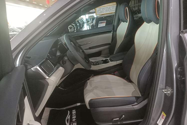 Used BYD Song PLUS New Energy 2023 Champion Edition EV 520KM Prestige Model Left Front Seat