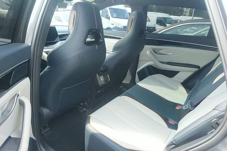 Used BYD Song PLUS New Energy 2023 Champion Edition DM-i 110KM Flagship PLUS Left Rear Seat