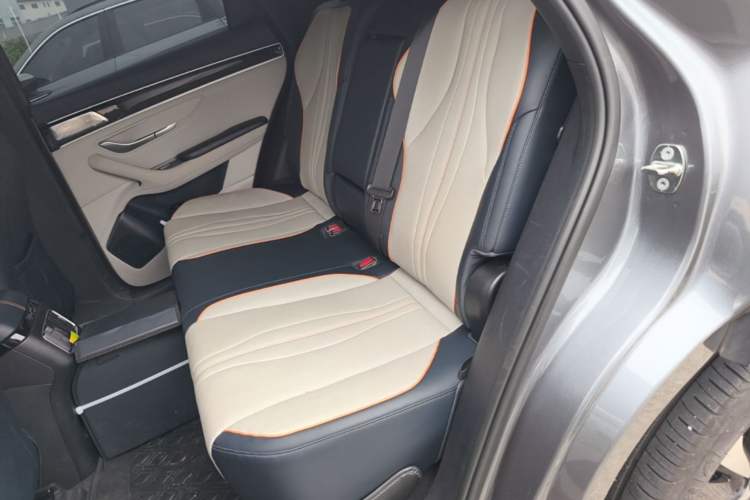 Used BYD Song PLUS New Energy 2023 Champion Edition DM-i 150KM Flagship PLUS Left Rear Seat