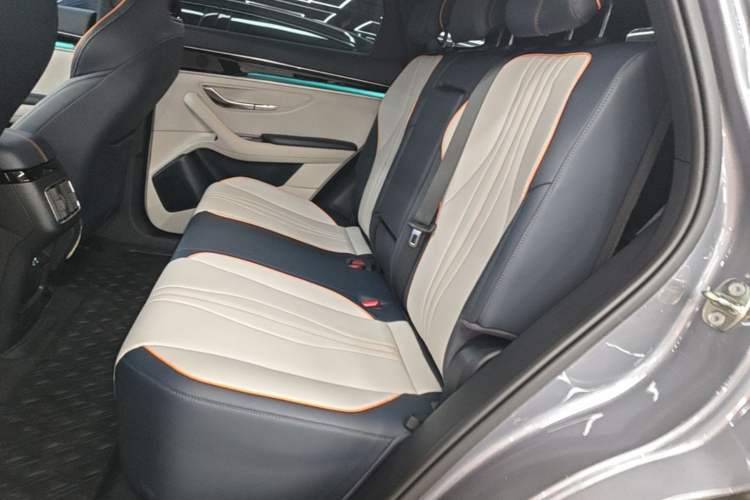 Used BYD Song PLUS New Energy 2023 Champion Edition DM-i 110KM Flagship Model Left Rear Seat