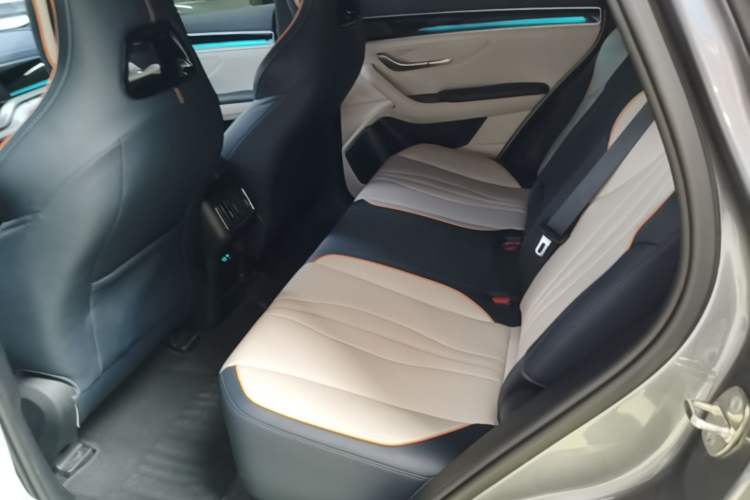 Used BYD Song PLUS New Energy 2023 Champion Edition DM-i 110KM Flagship Model Left Rear Seat