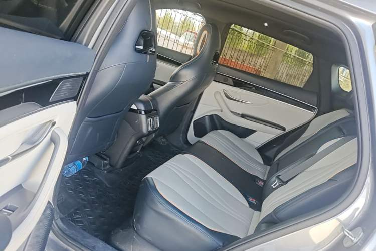 Used BYD Song PLUS New Energy 2023 Champion Edition DM-i 110KM Flagship PLUS Left Rear Seat