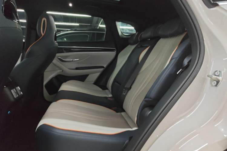 Used BYD Song PLUS New Energy 2023 Champion Edition DM-i 150KM Flagship PLUS Left Rear Seat