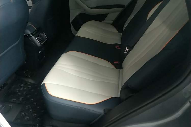 Used BYD Song PLUS New Energy 2023 Champion Edition DM-i 150KM Flagship PLUS Left Rear Seat