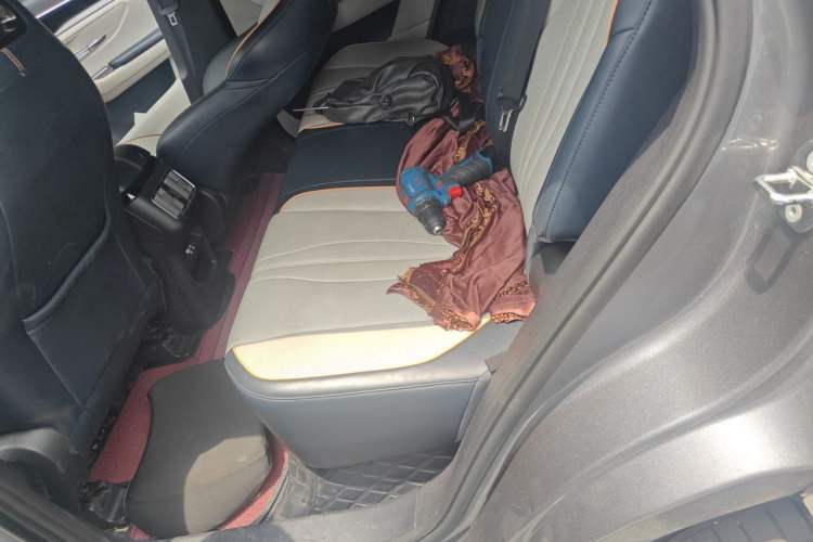 Used BYD Song PLUS New Energy 2023 Champion Edition DM-i 110KM Flagship PLUS Left Rear Seat