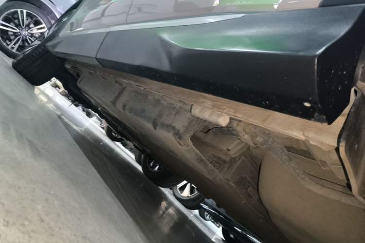 Used BYD Song PLUS New Energy 2023 Champion Edition DM-i 110KM Flagship PLUS Left Side Sill
