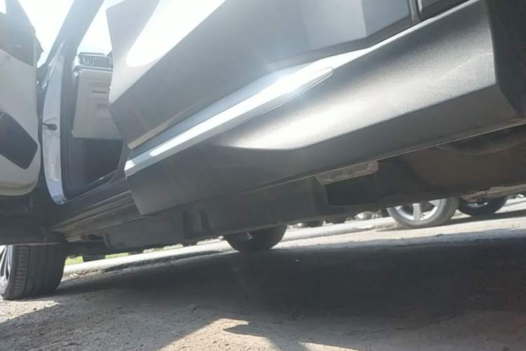 Used BYD Song PLUS New Energy 2023 Champion Edition DM-i 110KM Flagship PLUS Left Side Sill