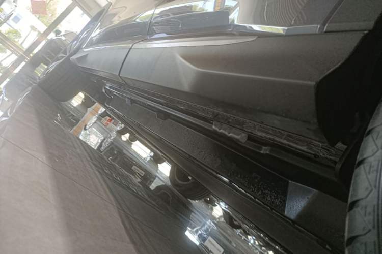 Used BYD Song PLUS New Energy 2023 Champion Edition EV 520KM Prestige Model Left Side Sill