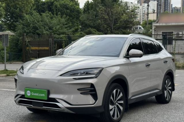 Used BYD Song PLUS New Energy 2023 Champion Edition EV 520KM Prestige Model