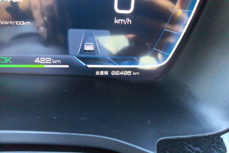 Used BYD Song PLUS New Energy 2023 Champion Edition EV 520KM Flagship Model Odometer Close Up