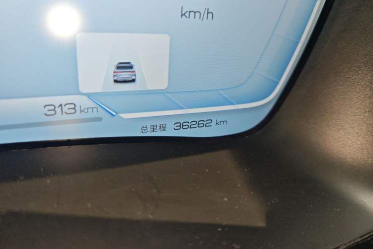 Used BYD Song PLUS New Energy 2023 Champion Edition DM-i 110KM Flagship PLUS Odometer Close Up