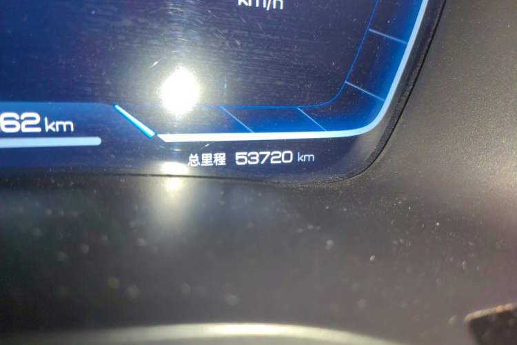 Used BYD Song PLUS New Energy 2023 Champion Edition EV 520KM Prestige Model Odometer Close Up