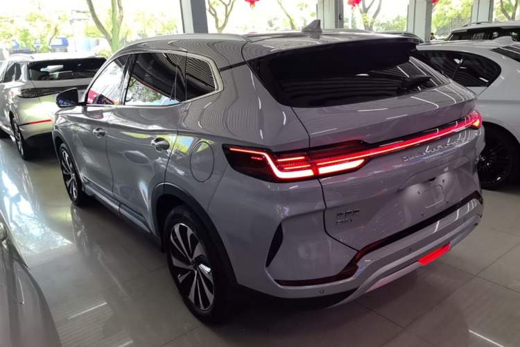 Used BYD Song PLUS New Energy 2023 Champion Edition DM-i 110KM Flagship PLUS Rear Left 45 Deg