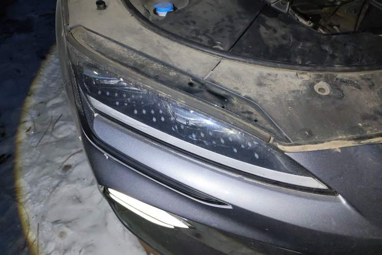 Used BYD Song PLUS New Energy 2023 Champion Edition EV 520KM Flagship Model Right Front Headlight