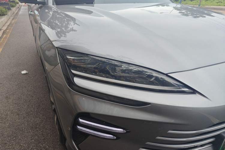 Used BYD Song PLUS New Energy 2023 Champion Edition DM-i 150KM Flagship PLUS Right Front Headlight